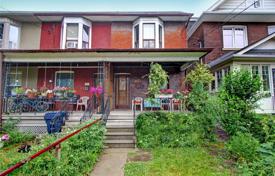 4 dormitorio adosado en Old Toronto, Canadá. C$1 480 000