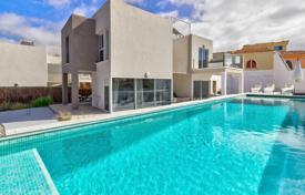 Villa – Playa Paraiso, Adeje, Santa Cruz de Tenerife,  Islas Canarias,   España. 1 199 000 €