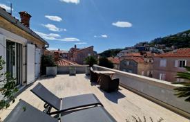 3 dormitorio piso 192 m² en Budva city, Montenegro. 1 200 000 €