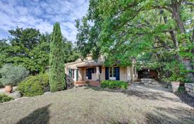 4 dormitorio chalet en Lourmarin, Francia. 980 000 €