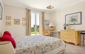 3 dormitorio villa en Villeneuve-Loubet, Francia. 1 890 000 €