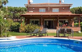 Villa – Gava, Cataluña, España. $13 000  por semana