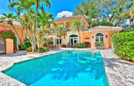 Villa – Miami, Florida, Estados Unidos. 2 030 000 €