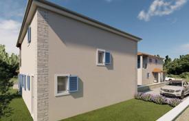 3 dormitorio casa de pueblo 166 m² en Ližnjan, Croacia. 328 000 €