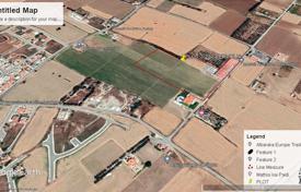 Terreno en Pervolia, Chipre. 2 500 000 €
