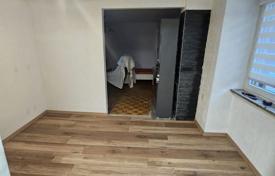 3 dormitorio piso 75 m² en Pobri, Croacia. 182 000 €