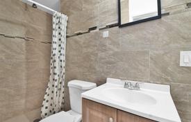 3 dormitorio casa de pueblo 129 m² en Miami, Estados Unidos. $475 000