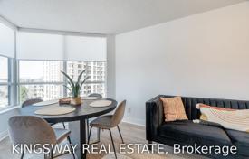 5 dormitorio piso en North York, Canadá. C$774 000