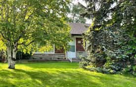 7 dormitorio casa de pueblo en Scarborough, Canadá. C$1 307 000