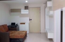 1-dormitorio apartamentos en condominio en Yan Nawa, Tailandia. $133 000