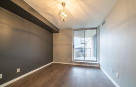 2 dormitorio piso en Yonge Street, Canadá. C$1 000 000