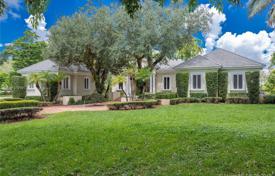 Villa – Coral Gables, Florida, Estados Unidos. $3 779 000