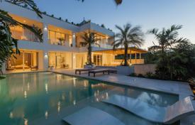 4 dormitorio villa 716 m² en Ungasan, Indonesia. $850 000