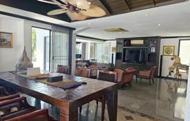 3 dormitorio piso 359 m² en Pattaya, Tailandia. $1 494 000