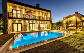 5 dormitorio villa 200 m² en Yalıkavak Belediyesi, Turquía. $865 000