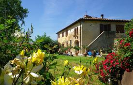 11 dormitorio chalet en Reggello, Italia. 2 200 000 €