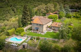 35 dormitorio finca rústica 916 m² en Loro Ciuffenna, Italia. 1 990 000 €
