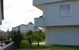 4 dormitorio villa 450 m² en Büyükçekmece, Turquía. $662 000