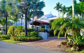 6 dormitorio villa 359 m² en Key Biscayne, Estados Unidos. $2 495 000