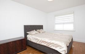 10 dormitorio casa de pueblo en Etobicoke, Canadá. C$1 308 000
