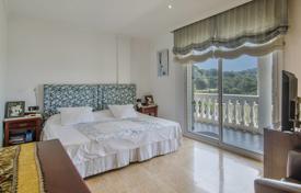 4 dormitorio adosado 431 m² en Cabrils, España. 890 000 €