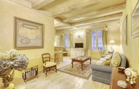 3 dormitorio piso en Saint-Tropez, Francia. 1 190 000 €