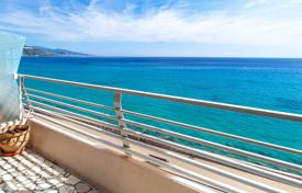 3 dormitorio piso 68 m² en Menton, Francia. 555 000 €