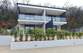 3 dormitorio piso 68 m² en Omišalj, Croacia. 280 000 €