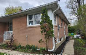 9 dormitorio casa de pueblo en North York, Canadá. C$1 906 000