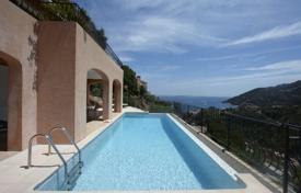 Villa – Théoule-sur-Mer, Costa Azul, Francia. 7 300 €  por semana