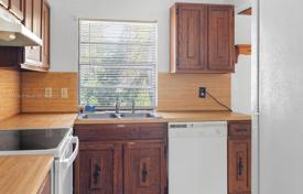3 dormitorio casa de pueblo 176 m² en Florida, Estados Unidos. $325 000