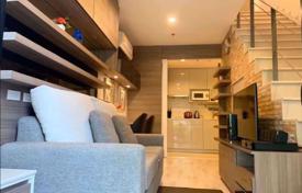 1 dormitorio piso en Phra Khanong, Tailandia. $222 000