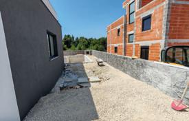 6 dormitorio casa de pueblo 279 m² en Vrsi, Croacia. 700 000 €