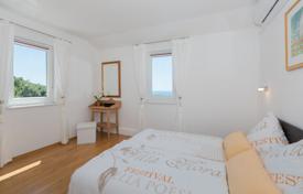 5 dormitorio casa de pueblo 140 m² en Rabac, Croacia. 580 000 €