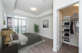 5 dormitorio piso en Etobicoke, Canadá. C$895 000