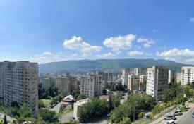 3 dormitorio piso 80 m² en Tiflis, Georgia. $130 000