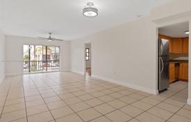 3-dormitorio apartamentos en condominio 118 m² en Miami, Estados Unidos. $397 000