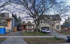 4 dormitorio casa de pueblo en North York, Canadá. C$1 902 000