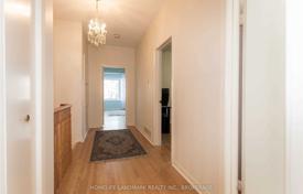 12 dormitorio casa de pueblo en North York, Canadá. C$2 157 000