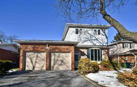 Casa de pueblo – Scarborough, Toronto, Ontario,  Canadá. C$1 457 000