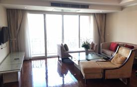 3-dormitorio apartamentos en condominio en Watthana, Tailandia. $2 700  por semana