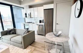 1 dormitorio piso en Richmond Street West, Canadá. C$803 000