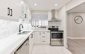 6 dormitorio piso en Scarborough, Canadá. C$878 000