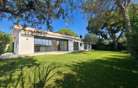 5 dormitorio villa en Mougins, Francia. 1 690 000 €