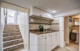 7 dormitorio casa de pueblo en York, Canadá. C$1 167 000