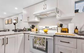 3 dormitorio casa de pueblo en Scarborough, Canadá. C$1 134 000