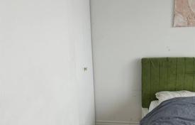 4 dormitorio piso en North York, Canadá. C$754 000