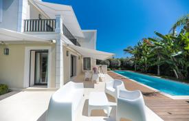 Villa – Cap d'Antibes, Antibes, Costa Azul,  Francia. 12 500 €  por semana
