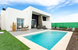 3 dormitorio villa 234 m² en Algorfa, España. 519 000 €