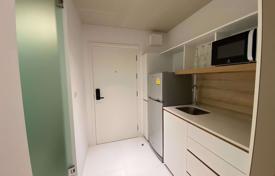 1-dormitorio apartamentos en condominio en Pathum Wan, Tailandia. $187 000